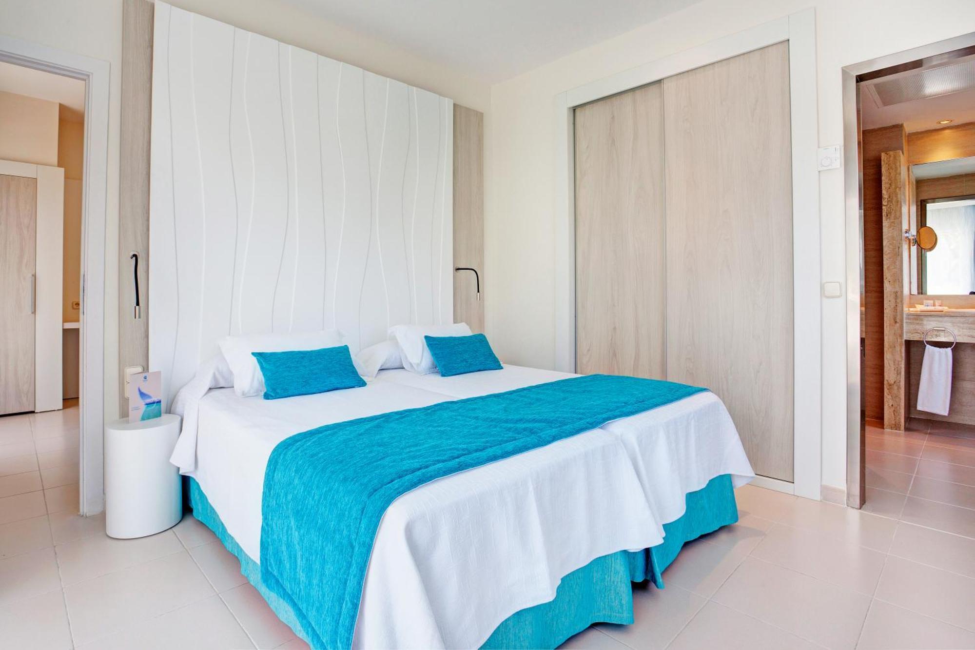 Grupotel Mallorca Mar Cala Bona  Bagian luar foto
